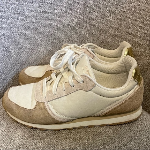 J.CREW-City Sneakers.in a size of 9.5 - Picture 1 of 5